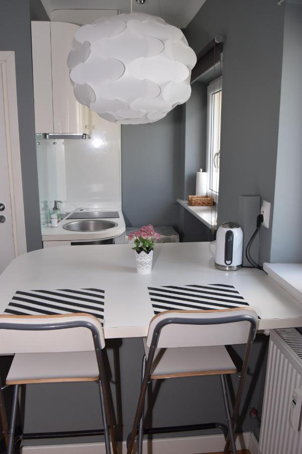 Be My Guest - Hoza - Pkin Super Centrum Metro Wi-fi Breakfast * Warsaw
